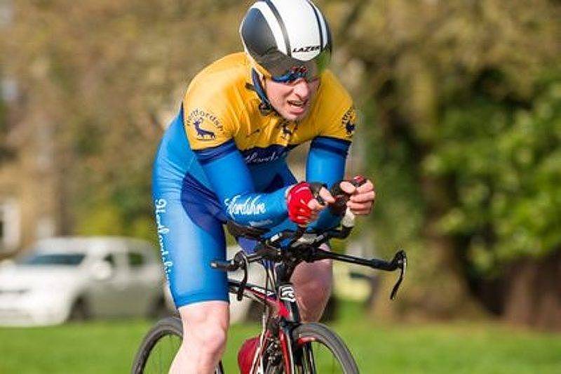 Image of Gareth Wignall riding a TT